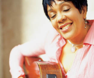 Rosa Passos