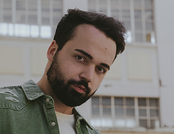 Jonathan Zelter
