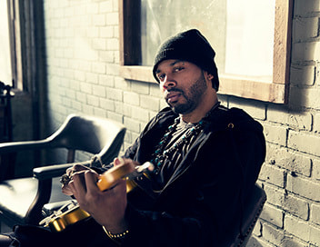 Ayron Jones