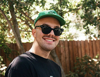 Mac Ayres